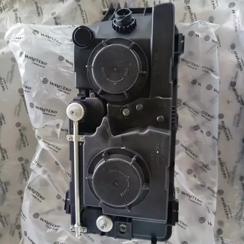 Фара WAYTEKO PREMIUM 811W25101-6001