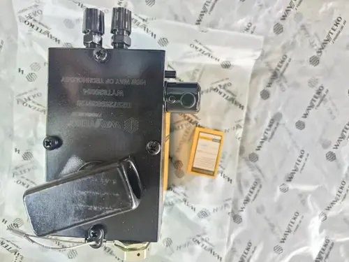 Насос подъема кабины WAYTEKO PREMIUM DZ97259820125