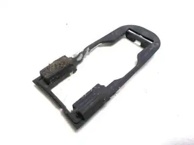 Уплотнитель двери GM 13502036