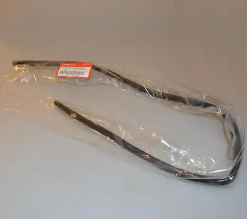 Решетка радиатора HONDA 74147-TL0-G00