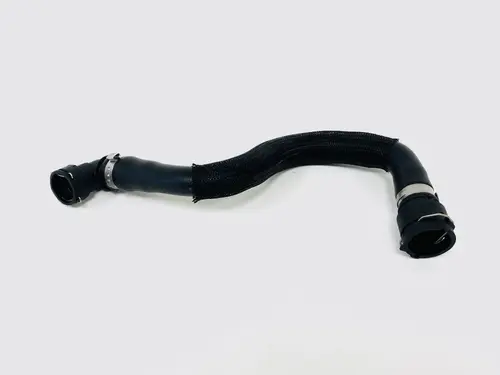Патрубок системы охлаждения U0902249 UKORAUTO