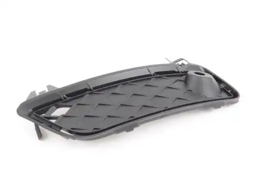 Решетка бампера BMW 51 11 7 249 595