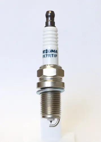 Свеча зажигания VEZUMA VK7RTIP