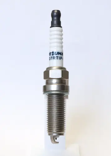 Свеча зажигания VEZUMA VLD7RTIP-11