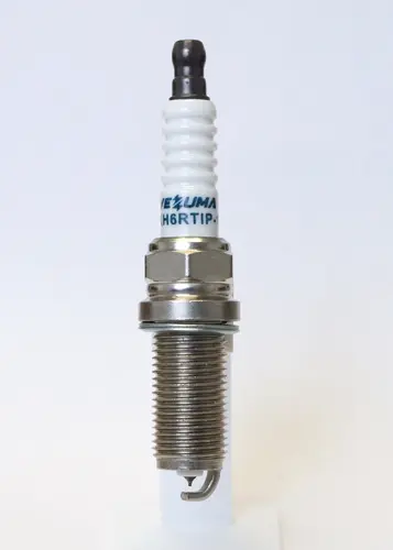 Свеча зажигания VEZUMA VKH6RTIP-11