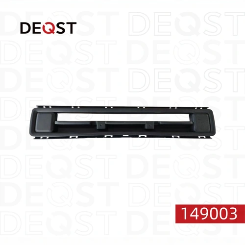 Решетка бампера DEQST 149003