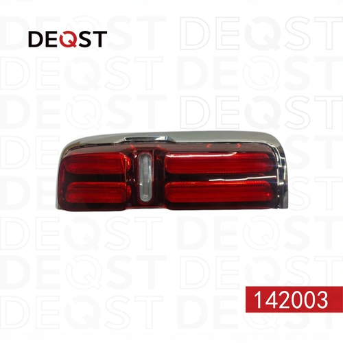 Фонарь задний Tank 500 (21-) правый 142003 DEQST