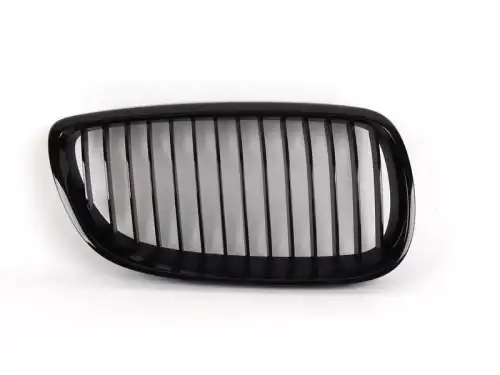 Решетка радиатора BMW 51 71 2 155 450