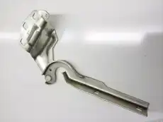  ПЕТЛЯ КАПОТА ПРАВАЯ 3C8823302A VAG