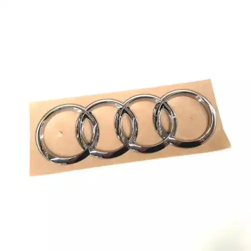 8V7853742 2ZZ Эмблема AUDI VAG
