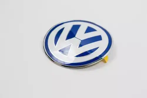  ЭМБЛЕМА VW 1C0853617 39A VAG