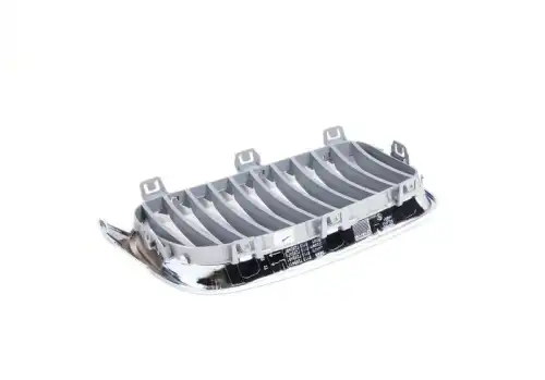 Решетка радиатора BMW 51 13 7 263 479