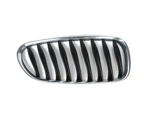 Решетка бампера BMW 51 13 7 051 958