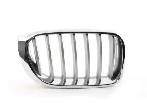 Решетка радиатора BMW 51 13 7 367 422
