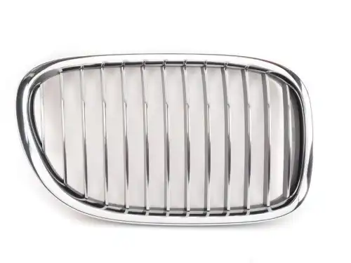Решетка радиатора BMW 51 11 7 184 152