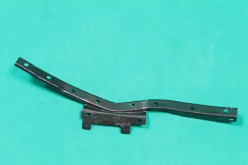 КРОНШТЕЙН ПЕРЕДНЕГО БАМПЕРА ЛЕВЫЙ MB501000U-0L00 API