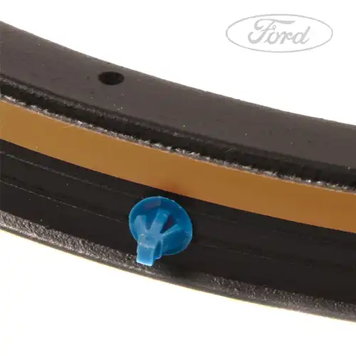 Уплотнитель двери FORD 1494512