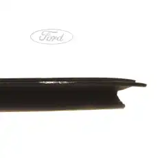 Уплотнитель стекла передней двери внутре 1486609 FORD
