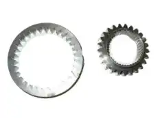 Шестерня 1512254010 TOYOTA / LEXUS