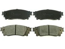 Тормозные колодки дисковые TOYOTA / LEXUS 0446678010