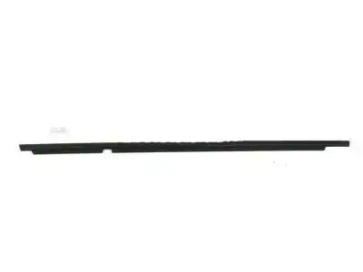 Уплотнитель двери TOYOTA / LEXUS 75740-12390