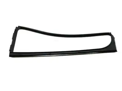 Уплотнитель двери TOYOTA / LEXUS 6818860060