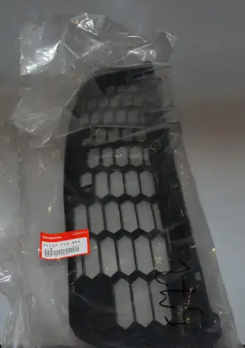 Решетка радиатора HONDA 71107TL0G60